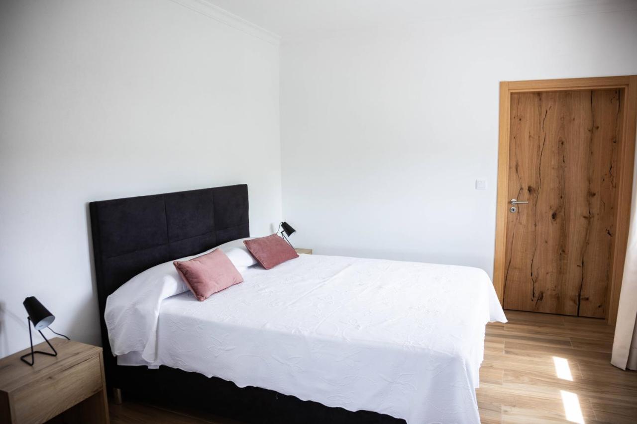 Passo Do Lobo - Farm stay Moura